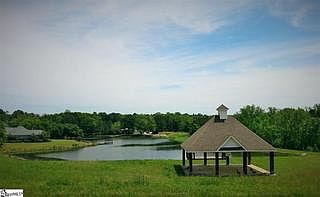 2nd image of 6 Hidden Lake Ct