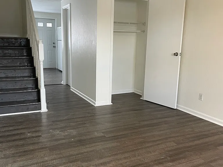 2319 1/2 Patterson Ave #E — Photo 5