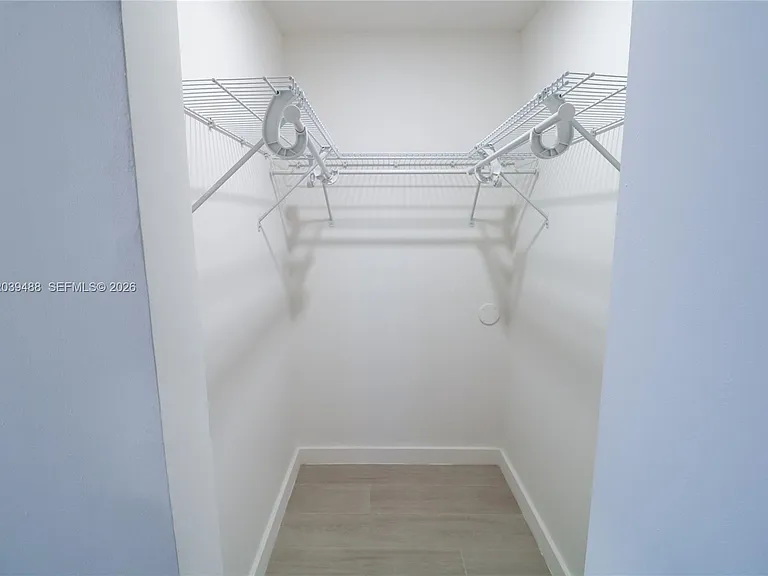 221 SW 11th Ave #2 — Photo 11