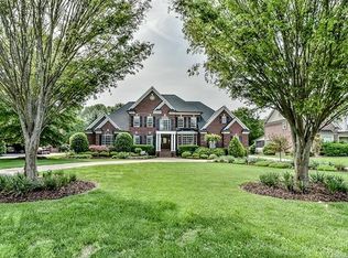 1403 Churchill Downs Dr, Waxhaw, NC 28173