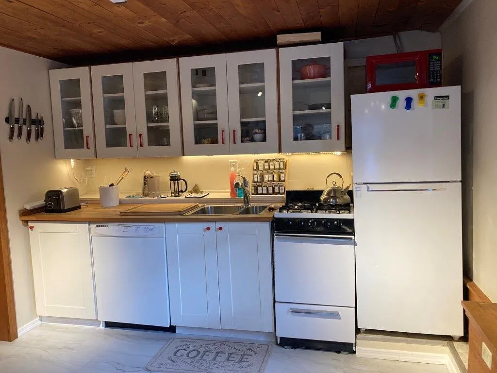 1 bed, 1.0 bath, 528 sqft, $1,500 — Photo 2