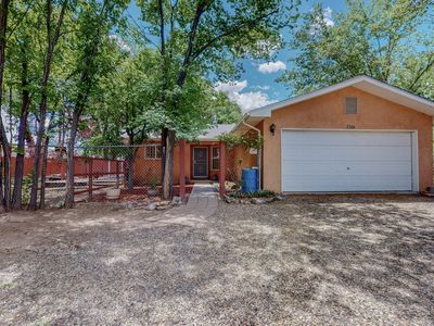 3306 Herrera Rd NW, Albuquerque, NM, 87105