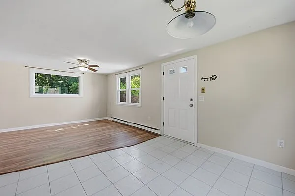 21 Janet Cir #B — Photo 14