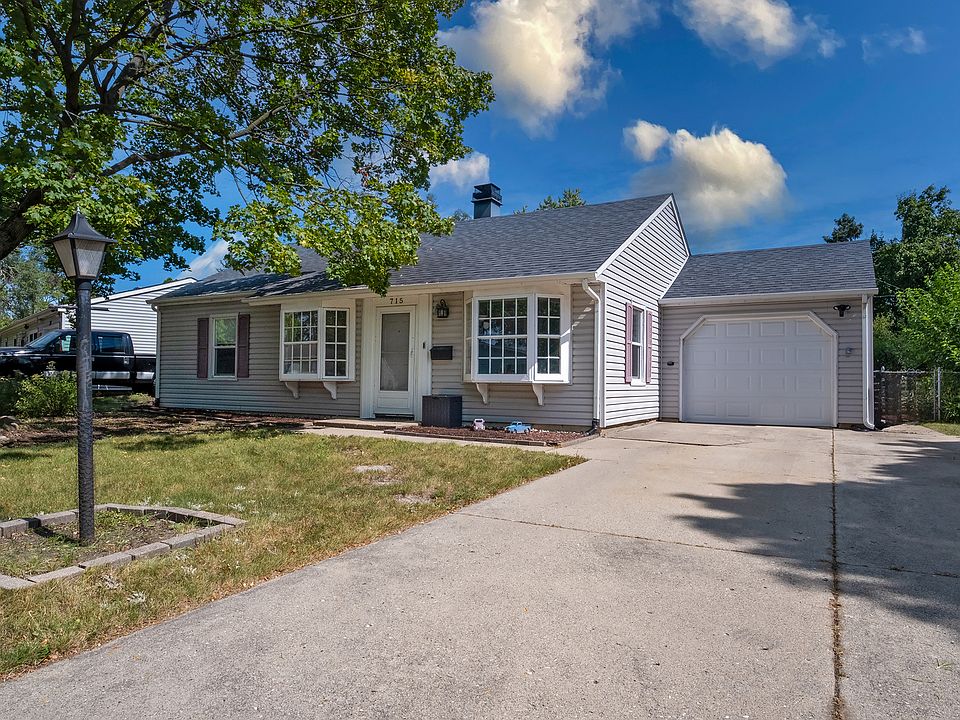 715 Lincolnwood Dr, Streamwood, IL 60107 Zillow