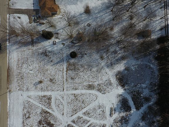 5th image of N53W22131 Bonnie Ln