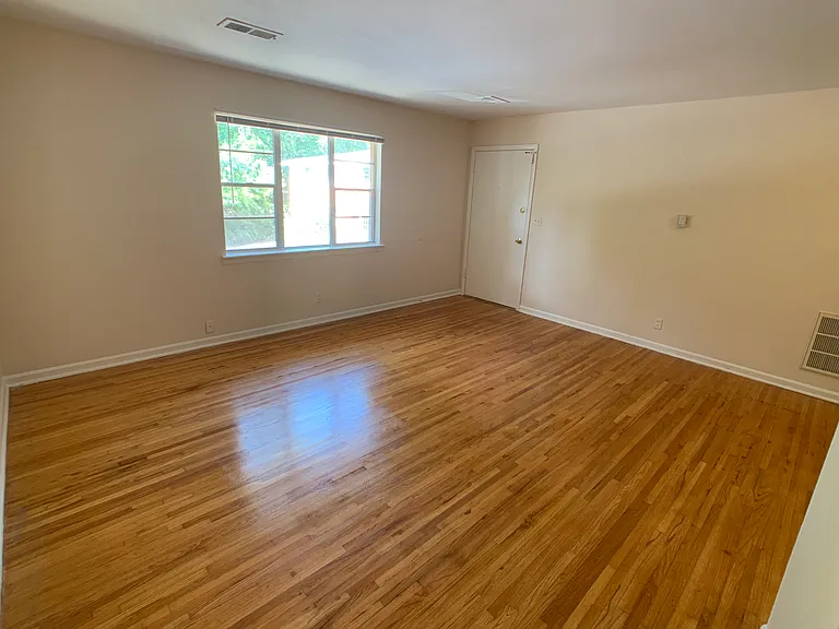 3339 Old Montgomery Hwy #C — Photo 16