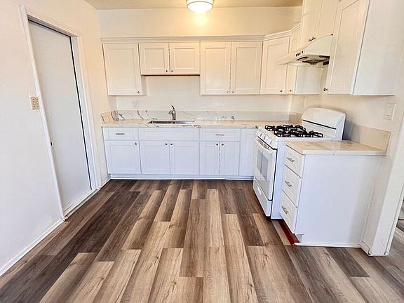 2nd image of 510 S Johnson Ave