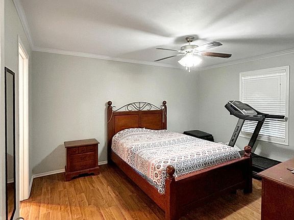 5th image of 236 William St
