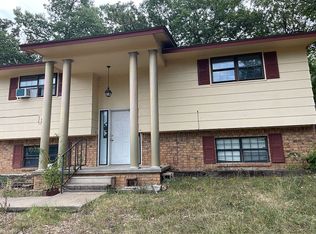 1518 E Lena Ln, Tahlequah, OK 74464