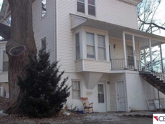 4th image of 818 Chicago Ave