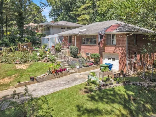 511 Collier Ridge Dr NW, Atlanta, GA 30318