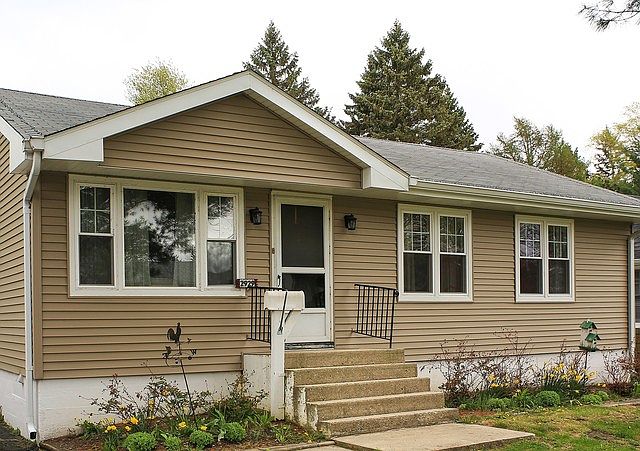 1st image of 2929 Greenwood Ave