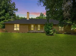 12 Suggs Rd, Hattiesburg, MS 39402