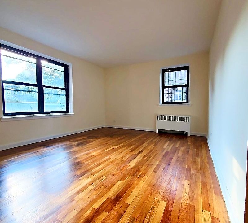 1st image of 2807 Kings Hwy APT 1F