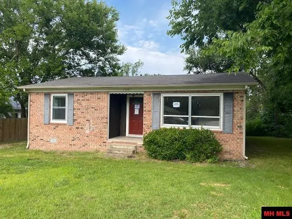 724 S Sycamore St, Harrison, AR 72601
