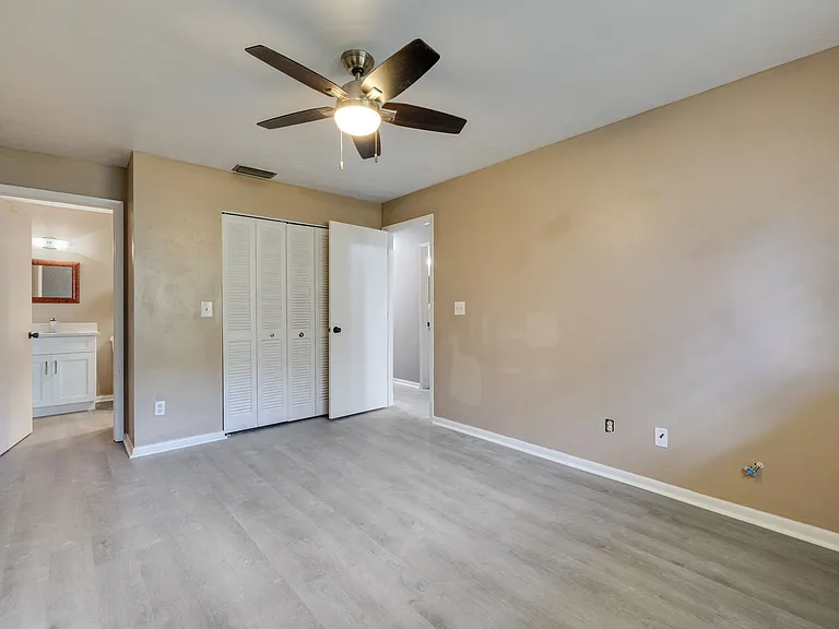1113 Cape Coral Pkwy W #101 — Photo 10