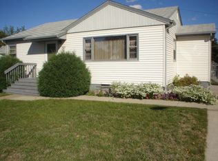 1433 5th St SW, Minot, ND 58701