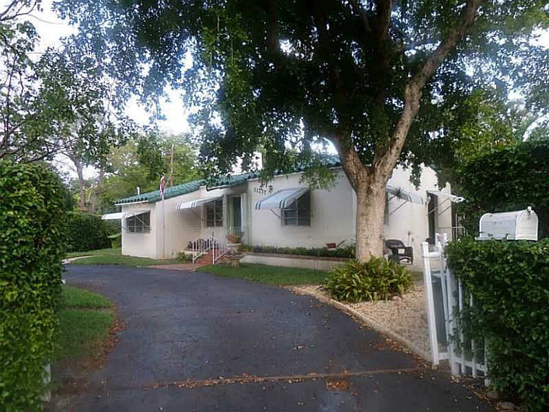 1st image of 11237 NE 8th Ave