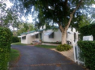 11237 NE 8th Ave, Biscayne Park, FL 33161