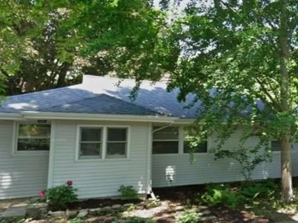 2106 Madison St, Saint Paul, WI 53711