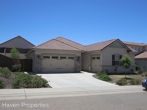 2nd image of 2107 Branding Iron Dr