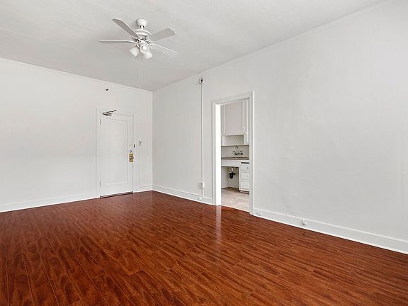 4th image of 1819 N Kingsley Dr APT 107