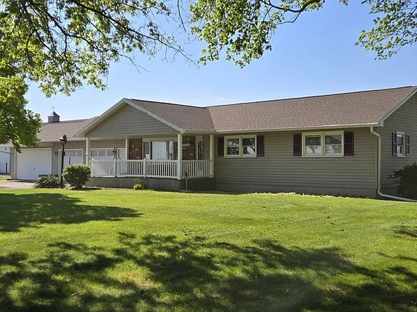 10245 N 600th Rd, Macomb, IL 61455