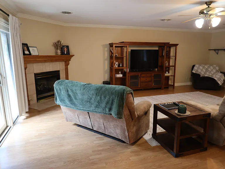 690 Terrace Lake Rd — Photo 80
