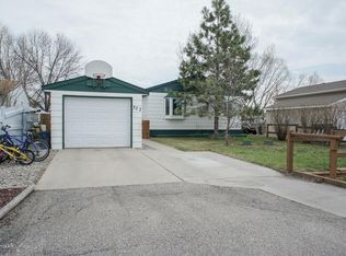 323 6th Ave N, Mapleton, ND 58059