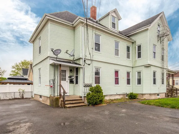 231 Cohannet St, Taunton, MA 02780