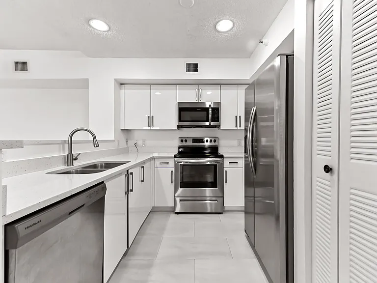 140 Yacht Club Way #307 — Photo 19