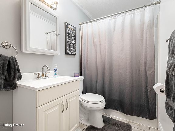 5th image of 13313 Bessels Blvd