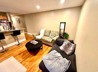 76 Egmont St APT 4, Brookline, MA 02446