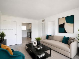 4758 W Flagler St APT 14, Miami, FL 33134