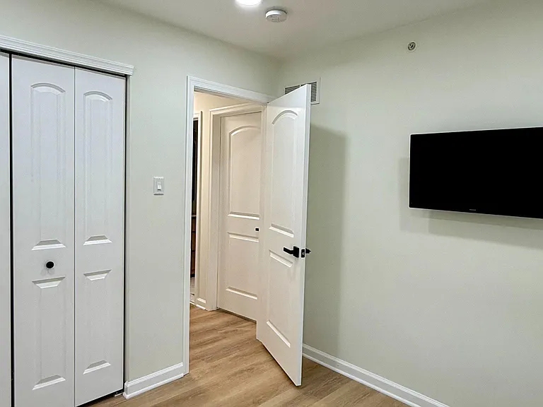 153 Mercer Ct — Photo 17