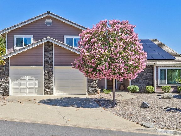 2nd image of 15549 Vista Vicente Dr