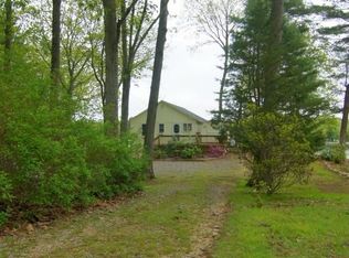 274 Lakeside Dr, Lebanon, CT 06249