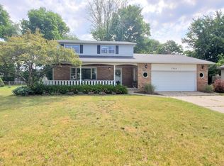 7752 22nd Ave, Jenison, MI 49428