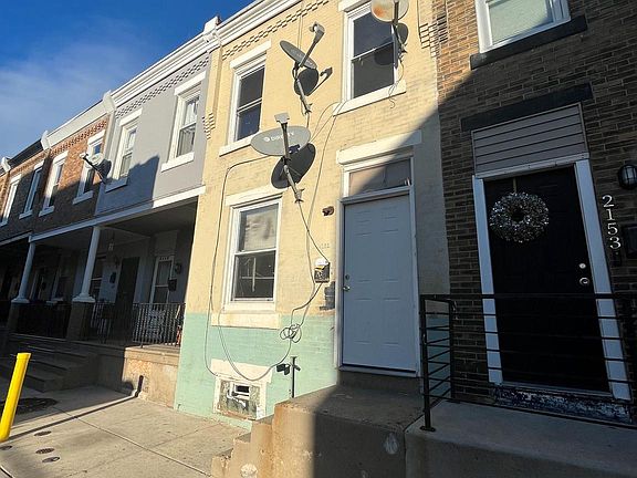 2nd image of 2151 E Stella St