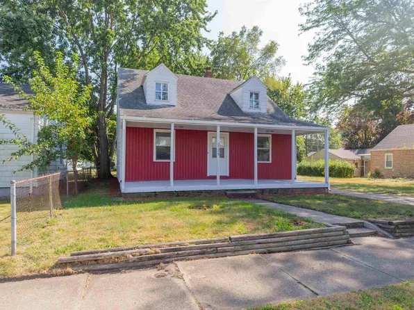 2726 Fredrickson St, South Bend, IN 46628