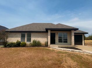 228 Skiff Dr, Mabank, TX 75156
