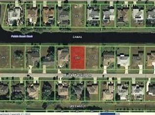 98 Mark Twain Ln, Rotonda West, FL 33947
