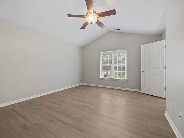 409 Burrell Rd — Photo 20
