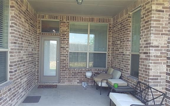 2nd image of 807 Waller Dr