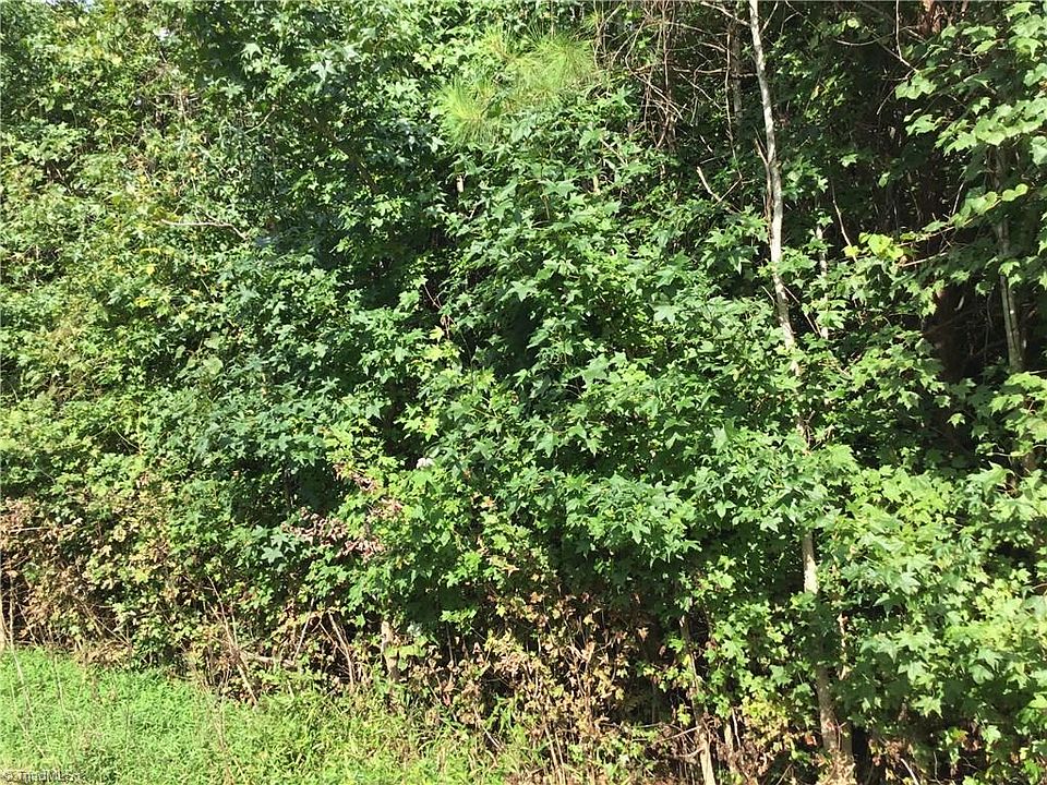 2nd image of 3304 Huffine Mill Rd