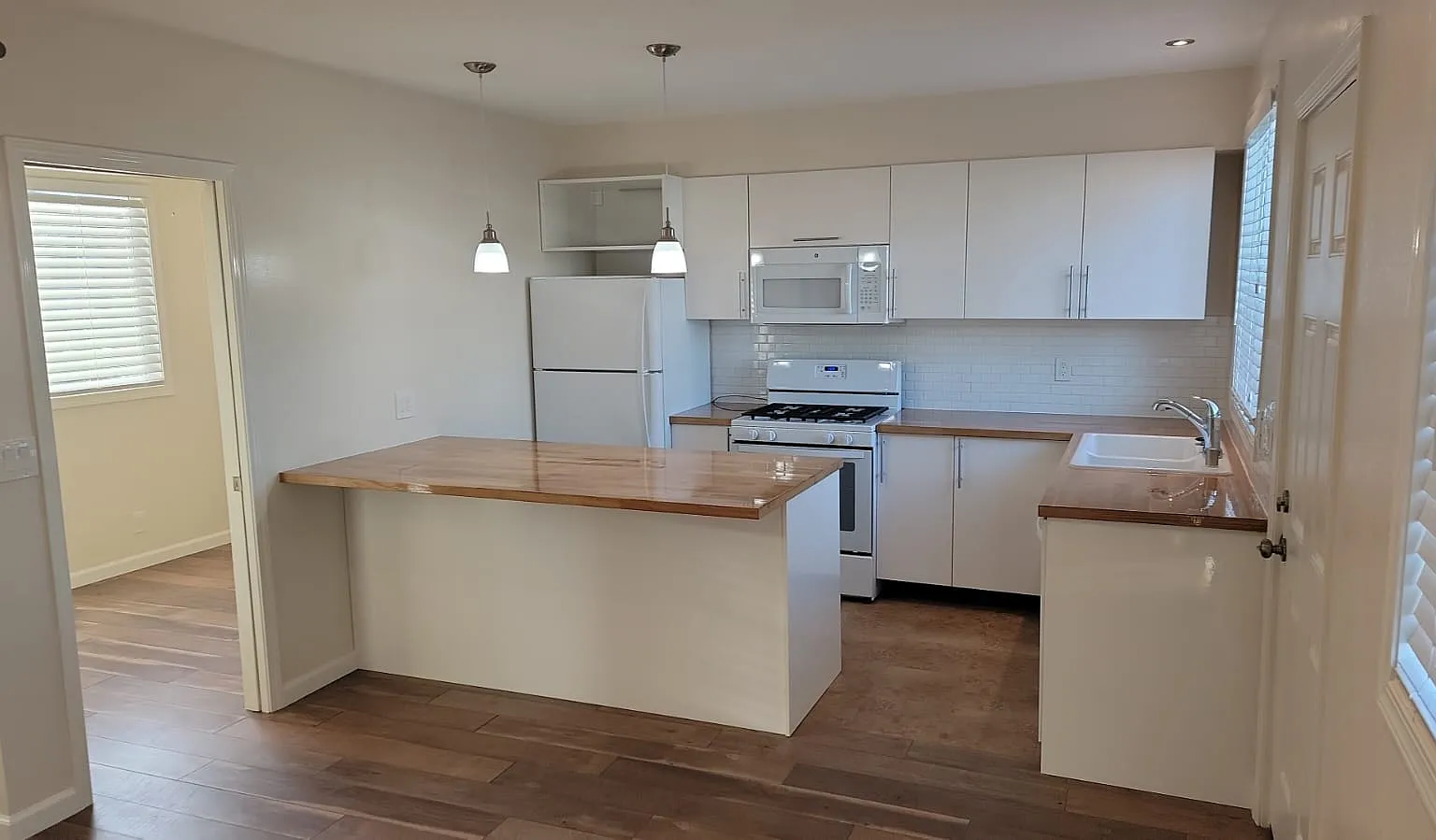 1 bed, 500 sqft, $1,895 — Photo 3