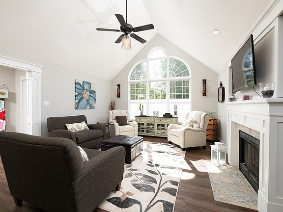 5th image of 7179 Windwhisper Blvd