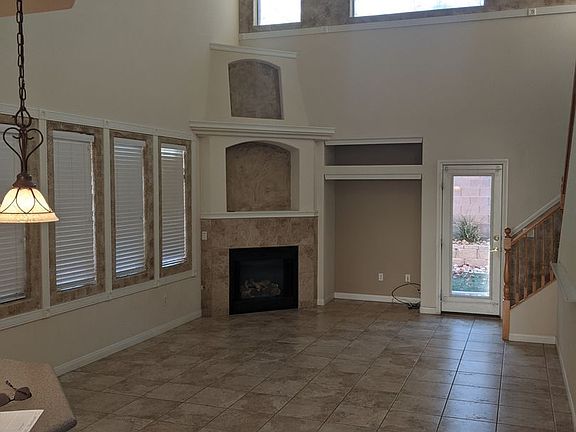 5th image of 2231 Red Bud St