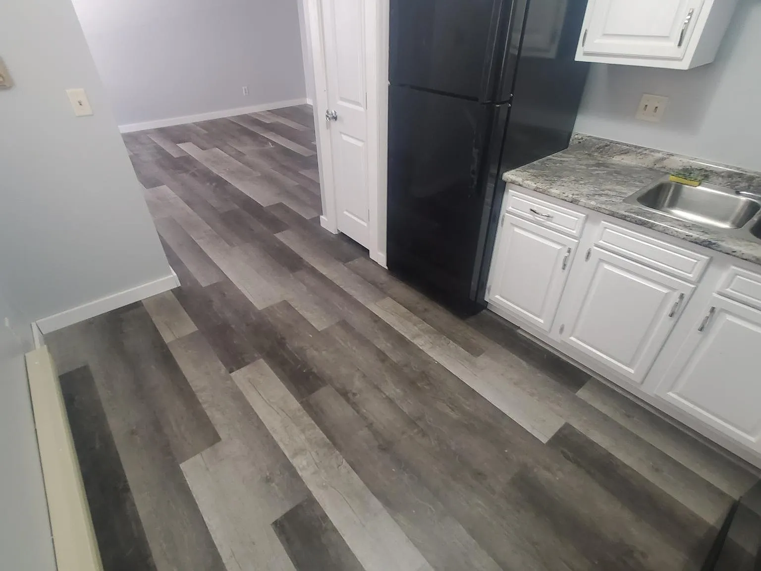 2 bed, 750 sqft, $1,300 — Photo 3