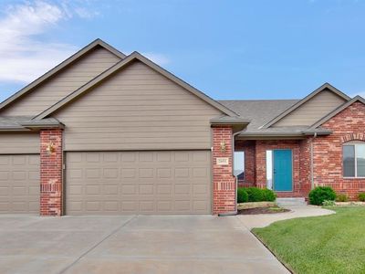 2651 N Woodridge Ct, Wichita, KS, 67226